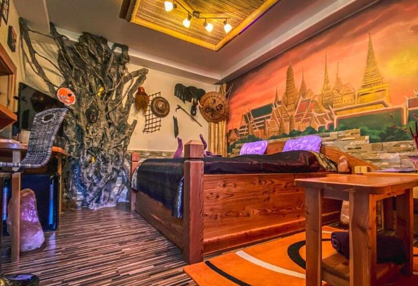 디럭스 스위트, Resort Svět