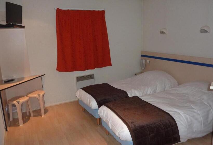 Номер Стандарт, Lac Hotel France
