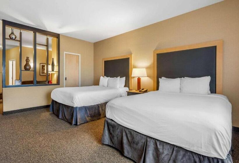 סוויטה מותאמת לאדם עם מוגבלויות, Cambria Hotel Akron   Canton Airport