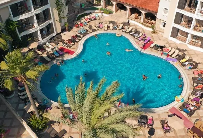 آپارتمان 1 خوابه, Club Anastasia   Family