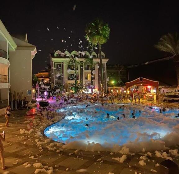 １ベッドルームアパートメント, Club Anastasia   Family