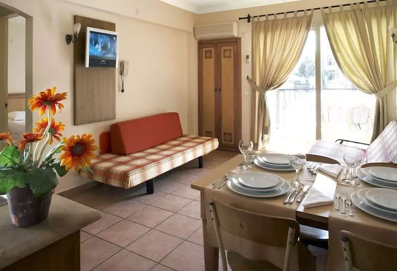 آپارتمان 1 خوابه, Club Anastasia   Family