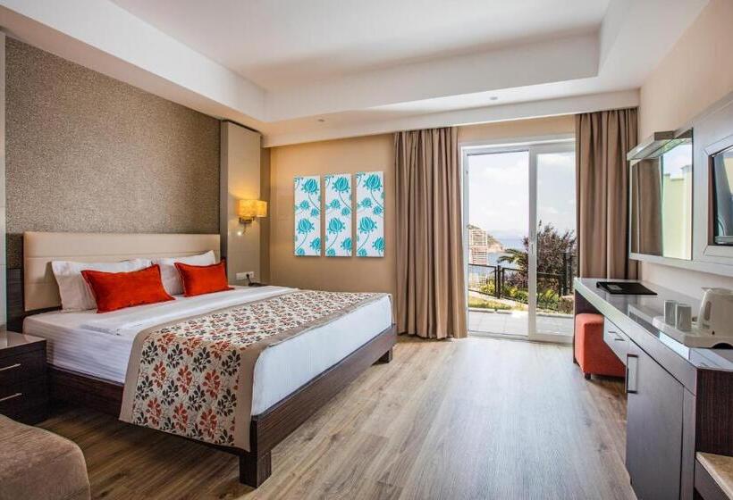 Клубный номер с видом, Aria Claros Beach & Spa Resort – All Inclusive
