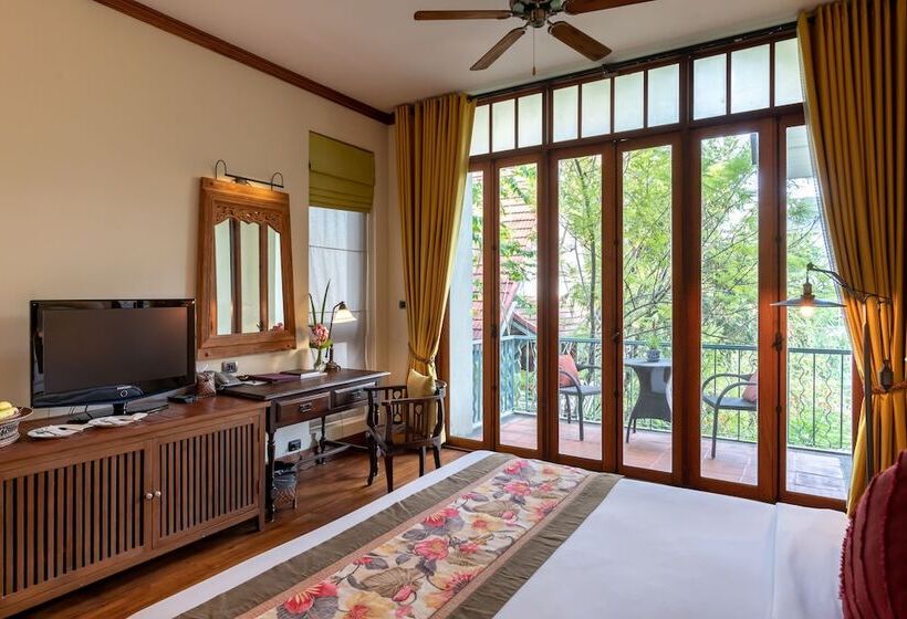 Escritório Estándar, Ariyasom Villa