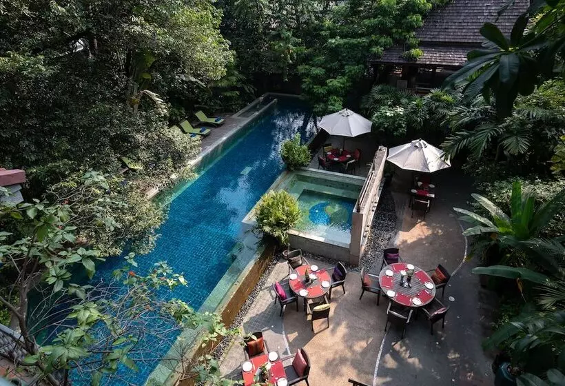 استودیوی استاندارد, Ariyasom Villa