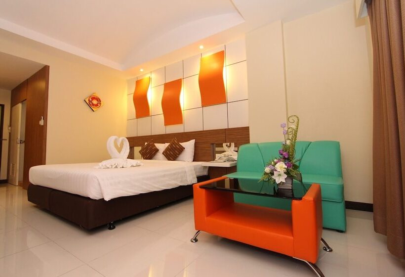 Номер Superior, The Camelot Hotel Pattaya