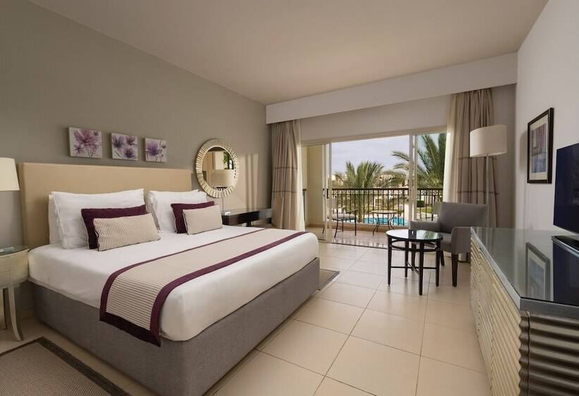 اتاق سوپریور با تخت دو نفره بزرگ, Jaz Elite Crystal, Almaza Bay