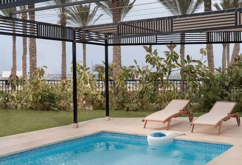سوئیت رویال, Jaz Elite Crystal, Almaza Bay
