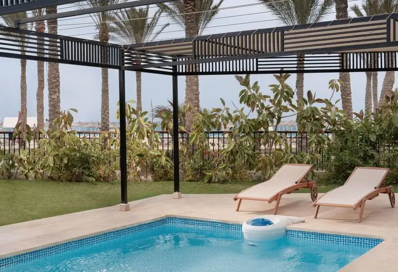 سوئیت رویال, Jaz Elite Crystal, Almaza Bay