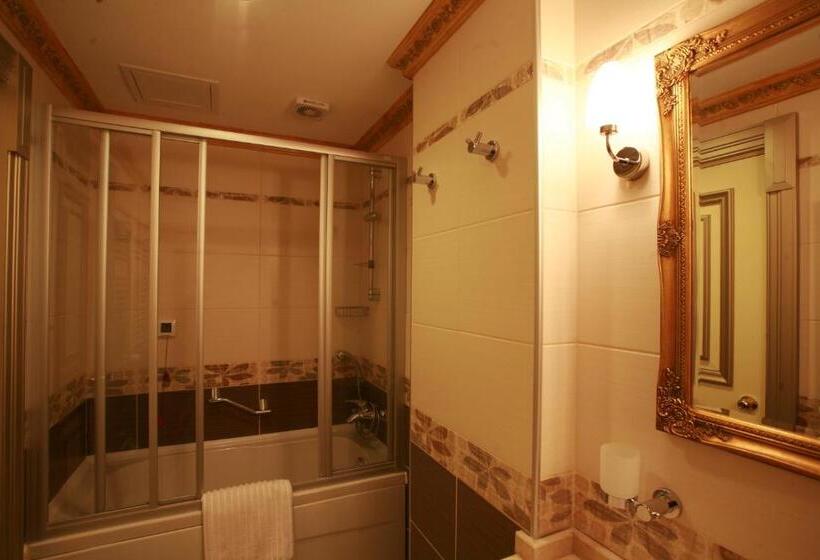 اتاق استاندارد, Maywood