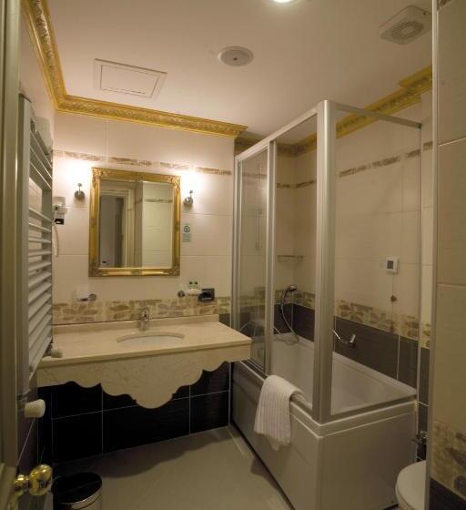 اتاق استاندارد, Maywood