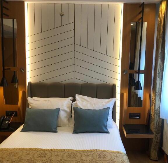 اتاق استاندارد یک نفره, Maywood