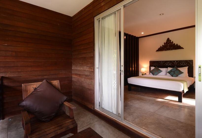 스탠다드 룸 더블 침대, Royal River Kwai Resort And Spa