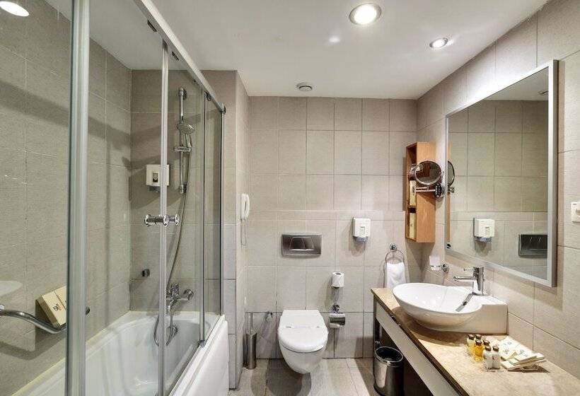 家庭间, Sunis Kumköy Beach Resort Hotel & Spa