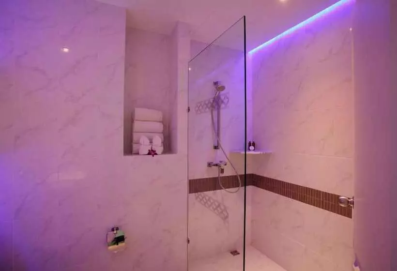 اتاق لوکس, The Verandah   Sha Extra Plus