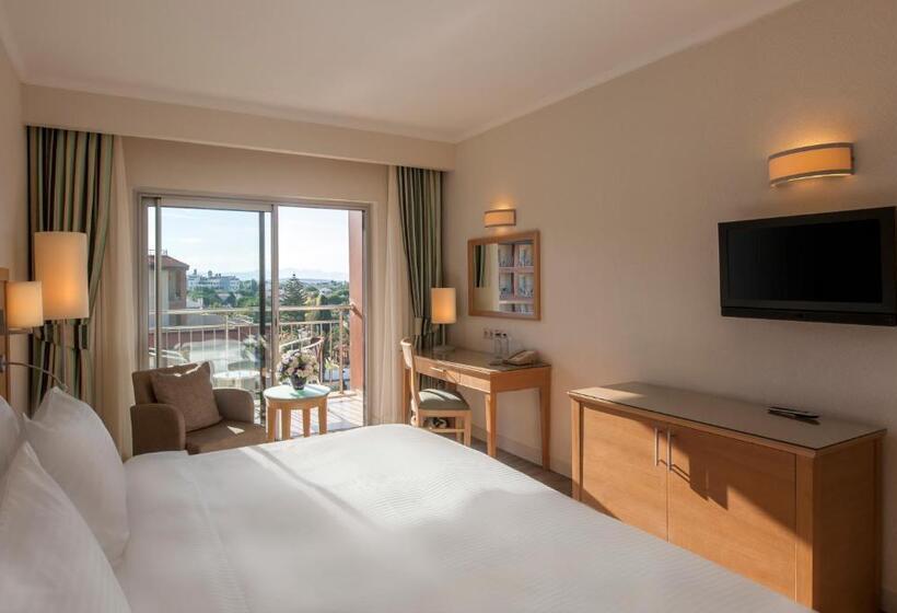 Номер Premium Боковой Вид на Море, Radisson Blu Resort & Spa Cesme