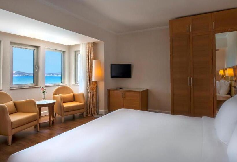 Люкс Вид на Море, Radisson Blu Resort & Spa Cesme