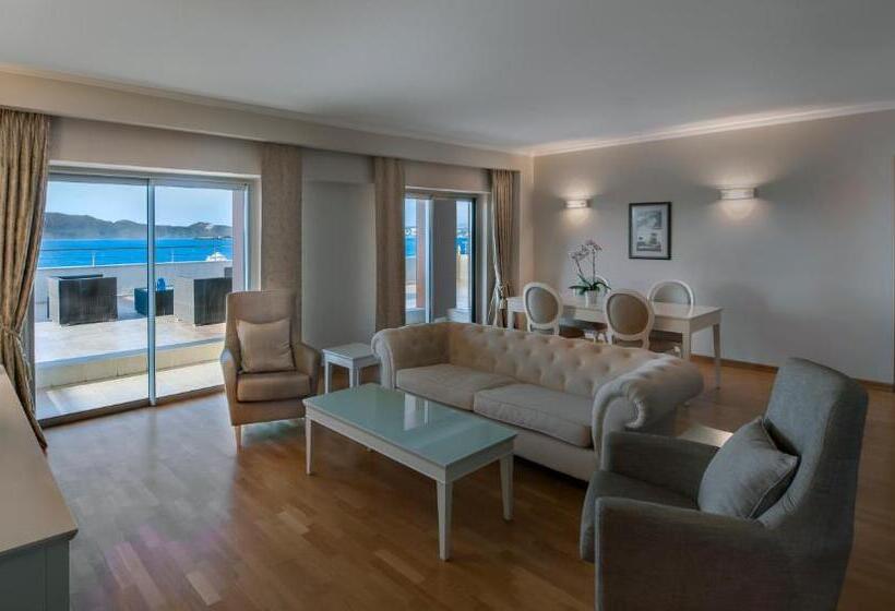 Люкс Кровать Кинг, Radisson Blu Resort & Spa Cesme