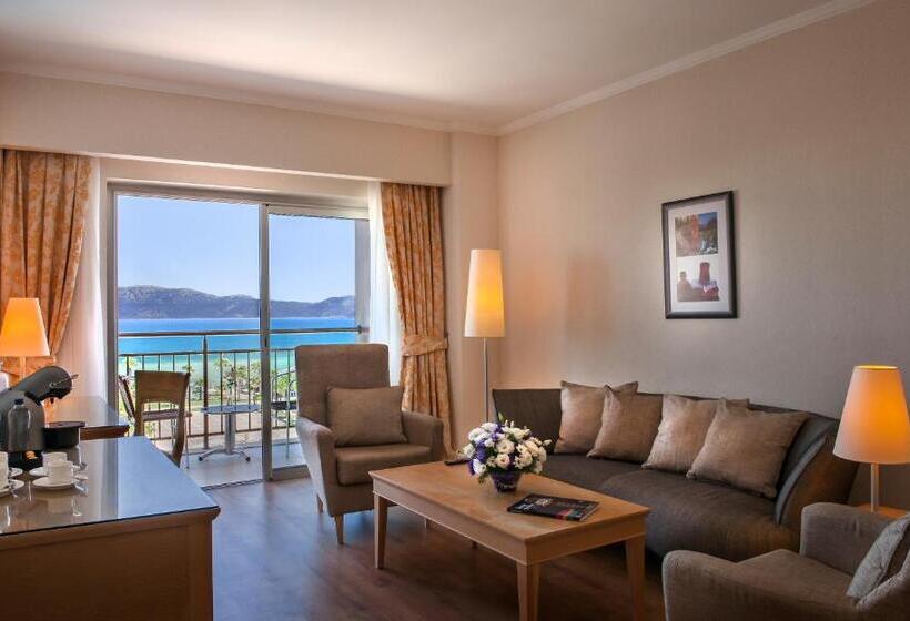 Люкс Вид на Море, Radisson Blu Resort & Spa Cesme