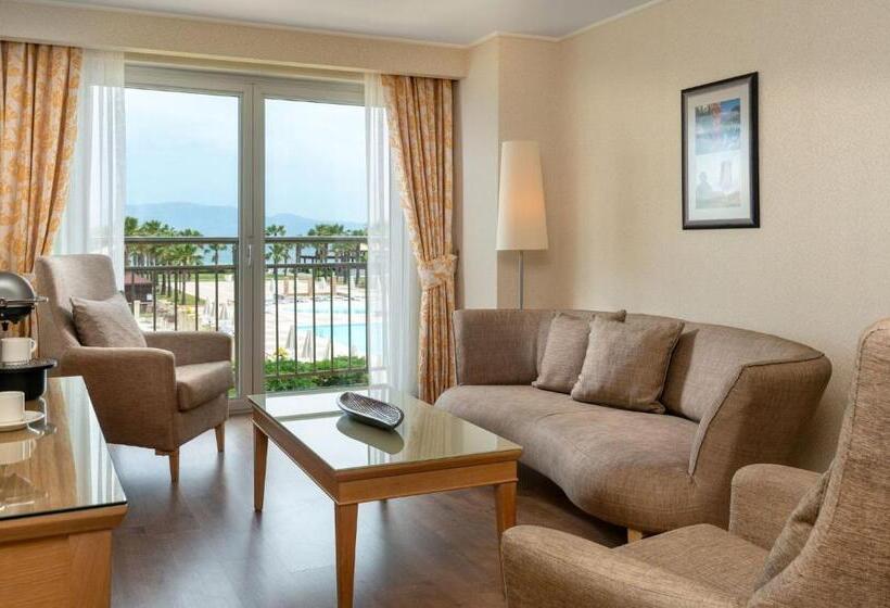 Люкс Вид на Море, Radisson Blu Resort & Spa Cesme