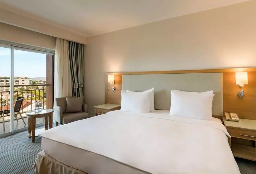 サイドオーシャンビューのプレミアムルーム, Radisson Blu Resort & Spa Cesme