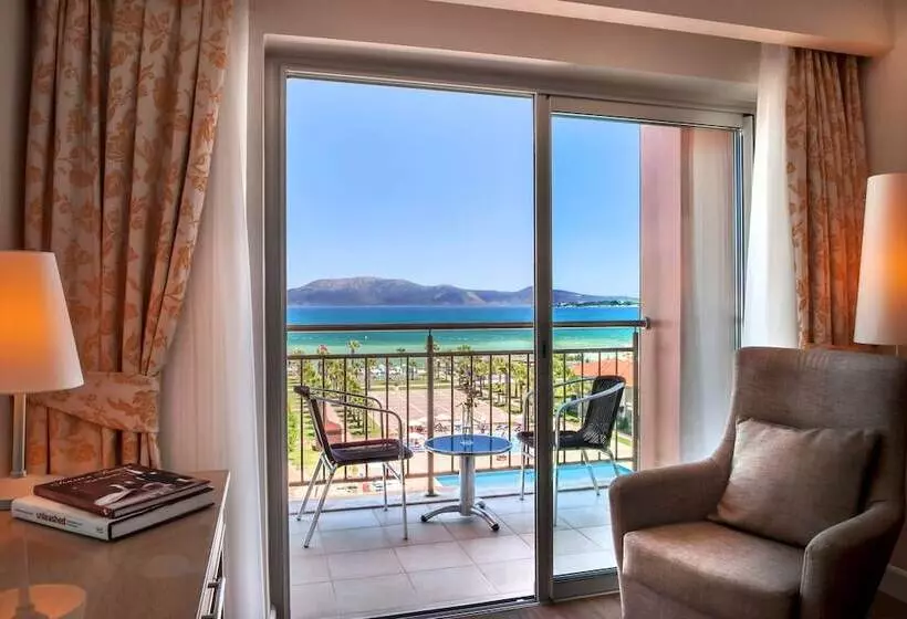 サイドオーシャンビューのプレミアムルーム, Radisson Blu Resort & Spa Cesme