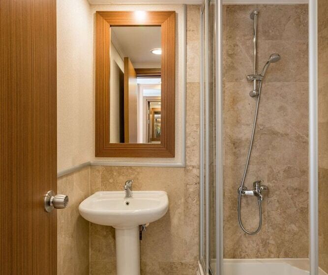 Superior suite with pool view, Radisson Blu Resort & Spa Cesme