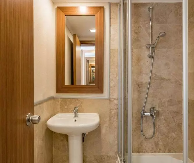 Superior suite with pool view, Radisson Blu Resort & Spa Cesme