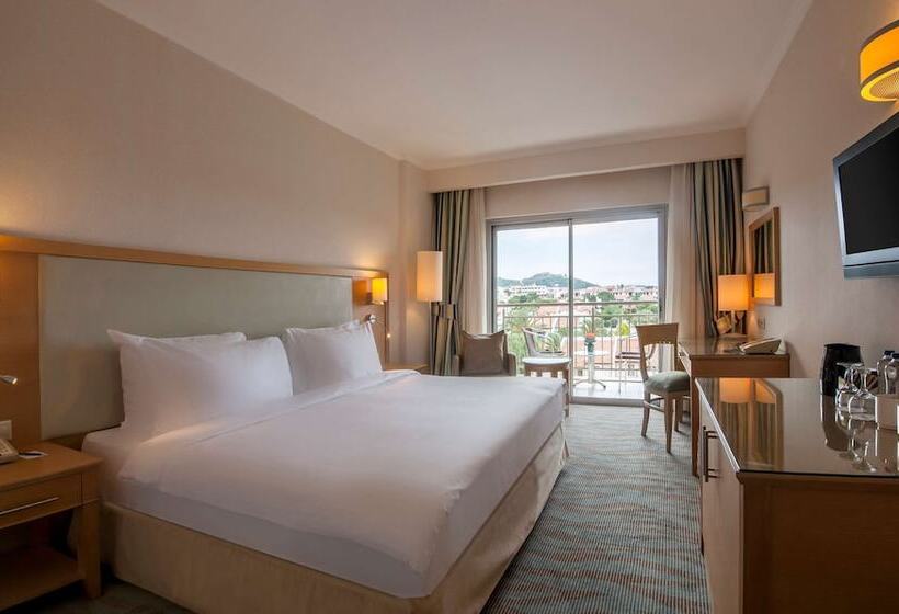 Superior suite with pool view, Radisson Blu Resort & Spa Cesme