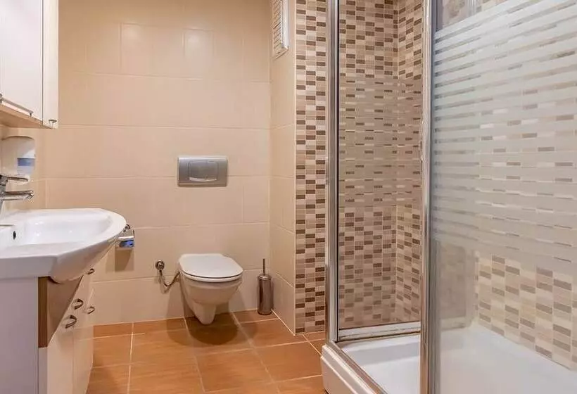 اتاق خانوادگی, The One Club Hotel All Inclusive