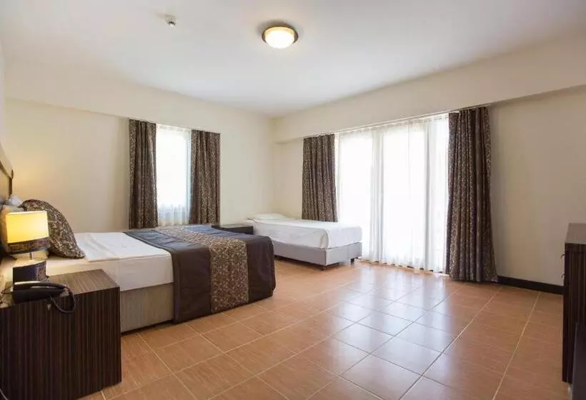 اتاق خانوادگی, The One Club Hotel All Inclusive