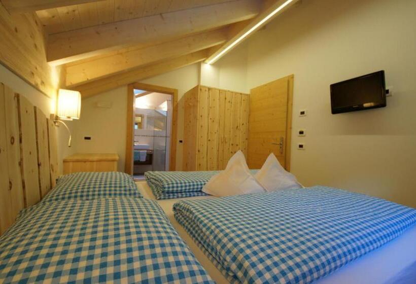 발코니가 있는 2 베드룸 아파트, Garnì Sirio