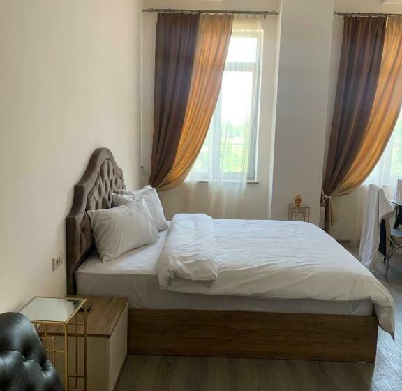 디럭스 룸, Fleur Yerevan