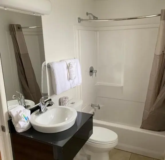 キングサイズベッドのデラックスルーム, Othello Inn And Suites