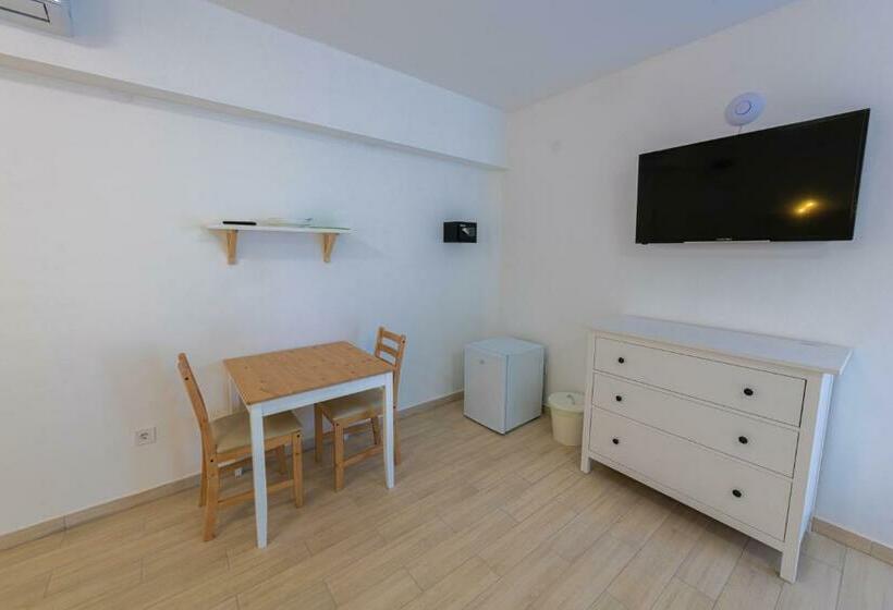 Номер Стандарт, Hullam Rooms Siofok