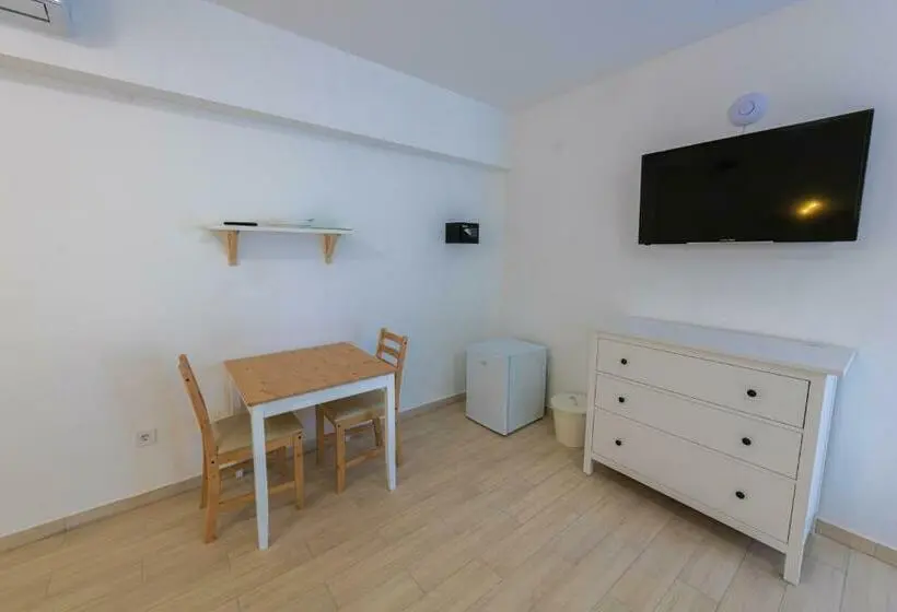 Standard-huone, Hullam Rooms Siofok