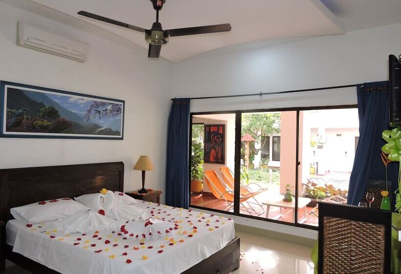 Номер Стандарт Трехместный, Melgar Villa Valeria Boutique