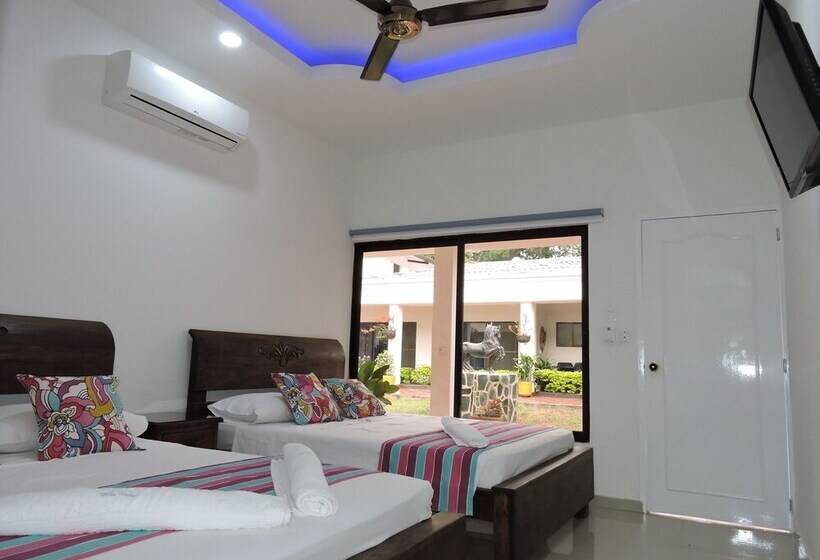 Семейный Номер, Melgar Villa Valeria Boutique