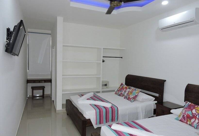 Номер Стандарт Трехместный, Melgar Villa Valeria Boutique