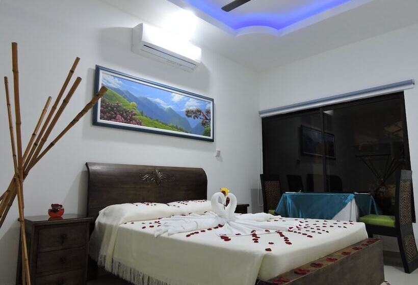 Номер Стандарт Трехместный, Melgar Villa Valeria Boutique