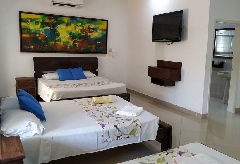 Семейный Номер, Melgar Villa Valeria Boutique