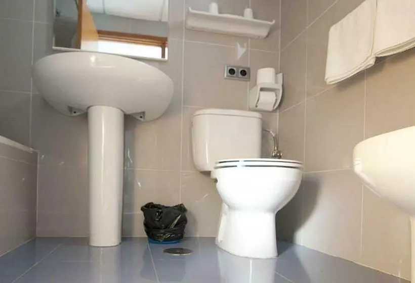 استودیوی استاندارد, Apartamentos Costamar Ii
