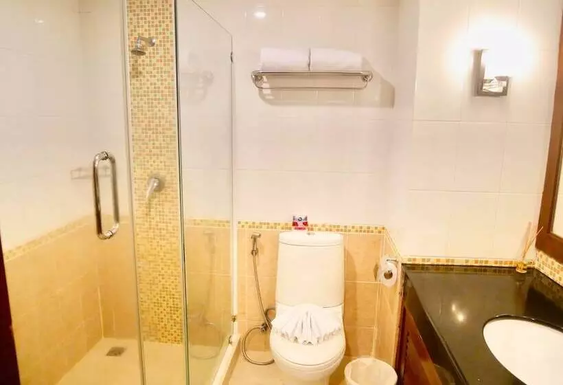 اتاق استاندارد سه تخته با چشم‌انداز استخر, Baan Yuree Resort & Spa   Sha Plus