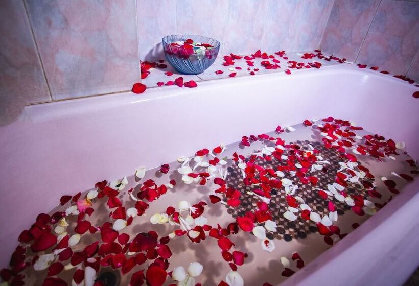 اتاق لوکس, Babylon Hotel & Serviced Apartment