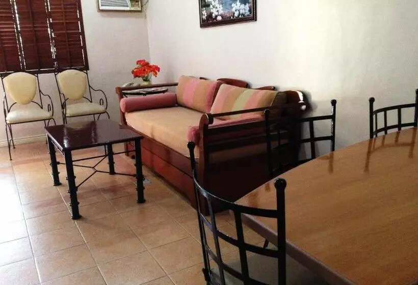 ویلای 1 خوابه, Crown Regency Residences Davao