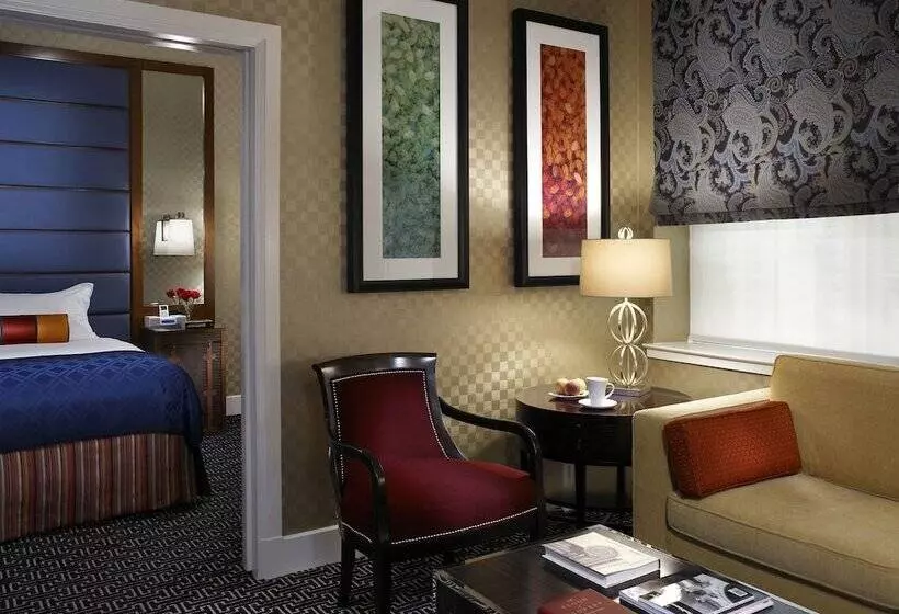スイート, Kimpton Hotel Monaco Baltimore Inner Harbor, An Ihg