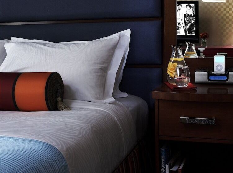 スタンダードルーム, Kimpton Hotel Monaco Baltimore Inner Harbor, An Ihg