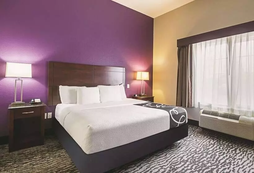 デラックススイート, La Quinta By Wyndham Fresno Northwest
