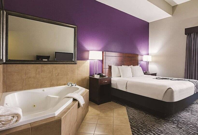 デラックススイート, La Quinta By Wyndham Fresno Northwest