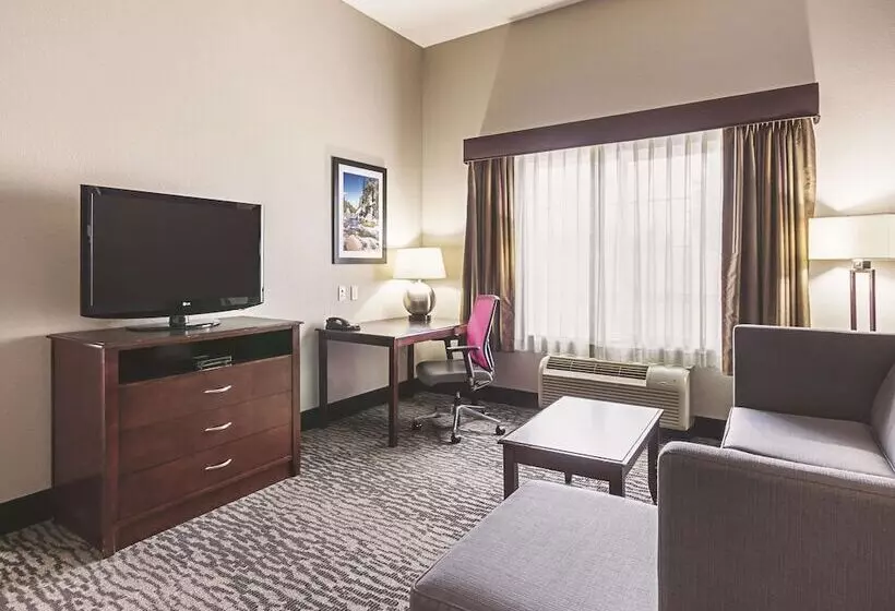 ファミリールーム, La Quinta By Wyndham Fresno Northwest